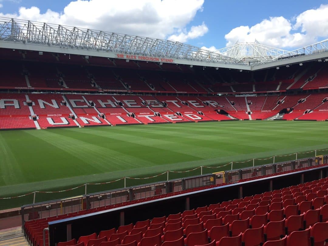 Manchester United ready to invest £150 million to strengthen its midfield in 2026