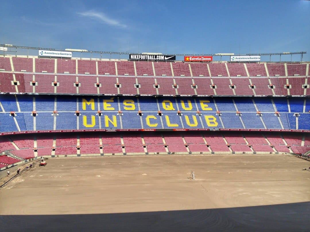 Mercato Barça 2026 : Anthony Gordon et la quête des ailiers à 85 millions d'euros