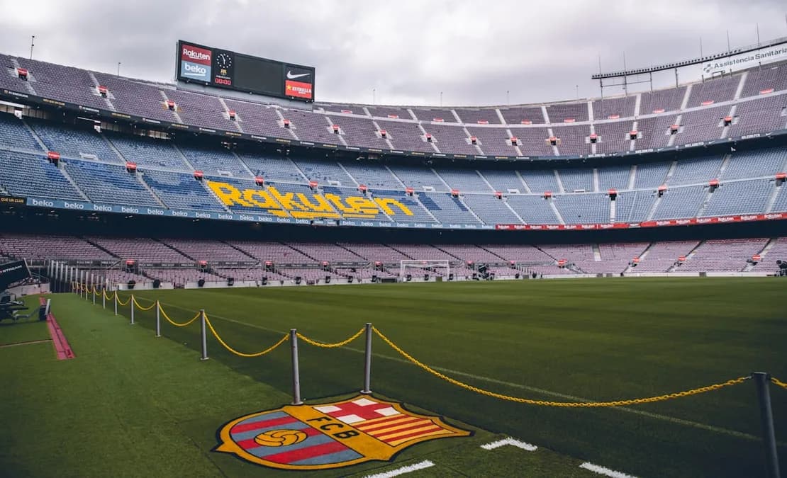 Hansi Flick sets the criteria for Barça's new No. 9: focus on goals