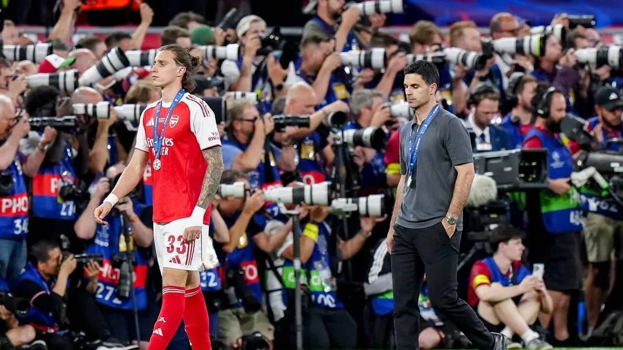 Arsenal finaliste UCL 2026 : les Gunners préparent leur revanche sur le marché