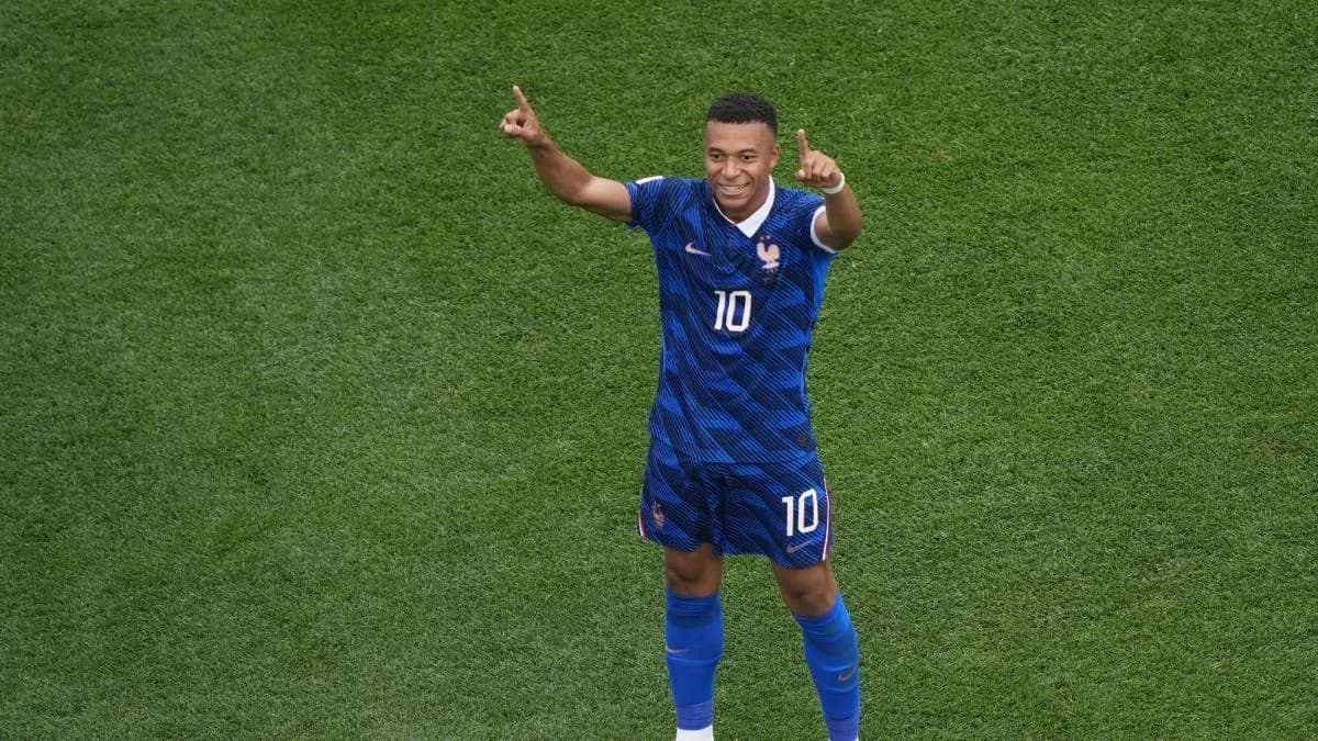 Mbappé écarte la comparaison avec Messi