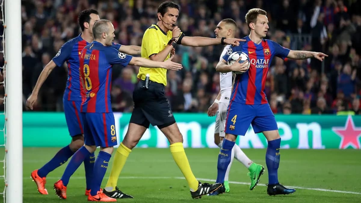 Deniz Aytekin : retour sur l'arbitre de la remontada PSG-Barça et sa retraite