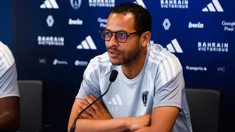 Liam Rosenior présenté comme nouvel entraîneur du Paris FC