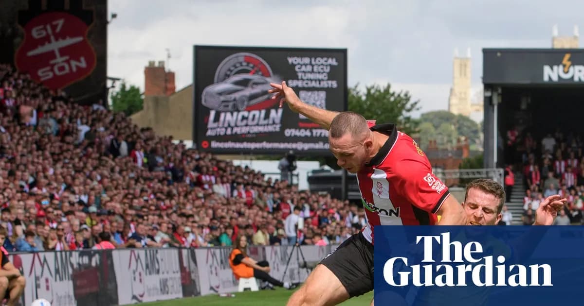 Lincoln City : retour en deuxième division, un exploit 65 ans après