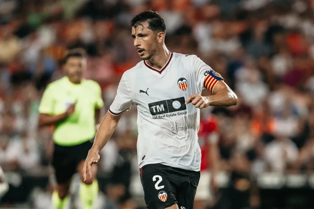 Guido Rodríguez réclame l'unité à Valence après la bronca de Mestalla