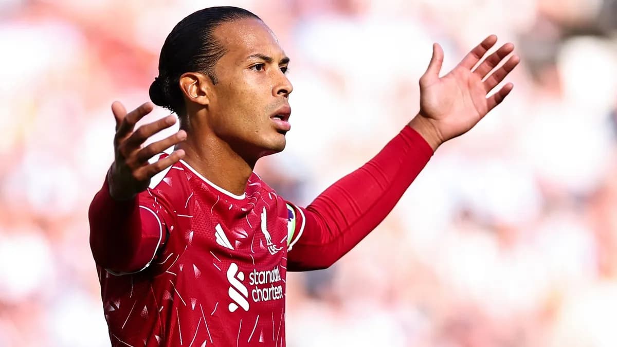 Gary Neville : Liverpool et Man City loin du niveau requis pour le titre Premier League