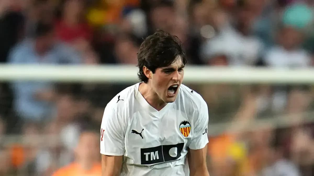 FC Barcelone : négociations avancées pour Javi Guerra du Valencia, intérêt confirmé