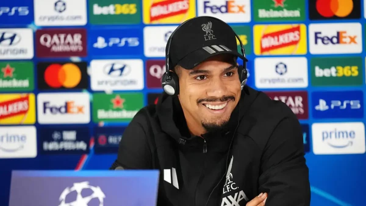 Ronald Araújo : option d'achat du Liverpool, le défenseur affirme que c'est encore trop tôt