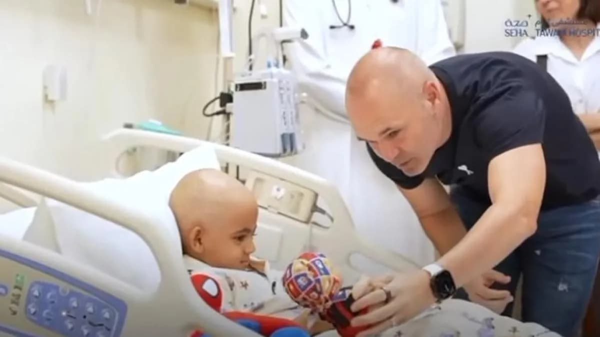 Andrés Iniesta Supports Fundación Juegaterapia in Abu Dhabi