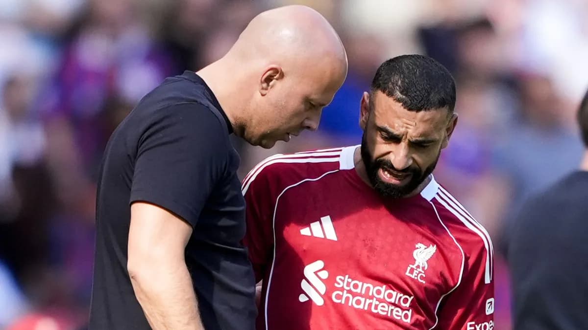 Jamie Carragher critique le « comportement égoïste » de Mohamed Salah envers Arne Slot en Premier League