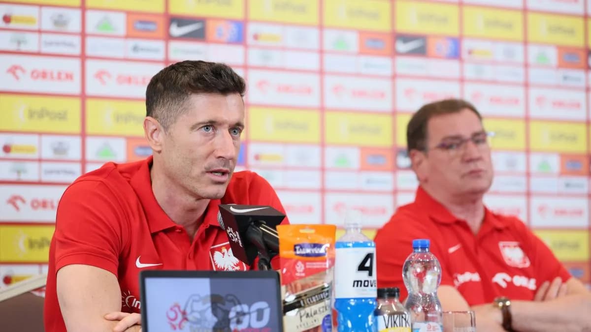 Robert Lewandowski : l'impact en Pologne de son départ du FC Barcelone et ses futures perspectives
