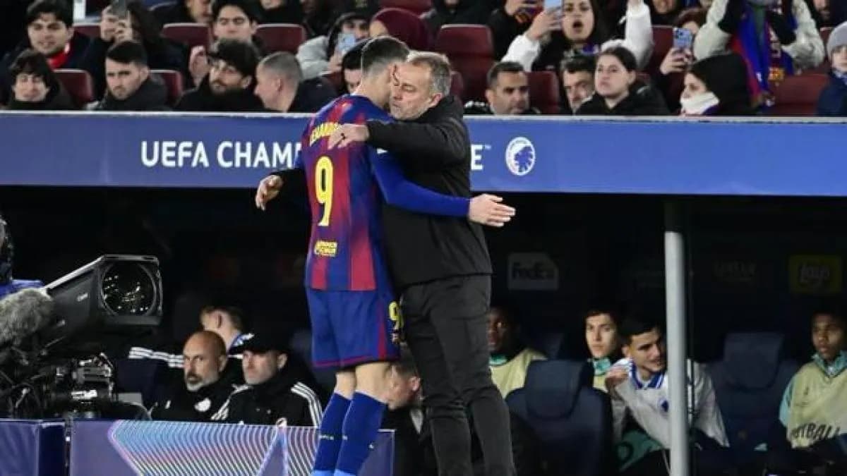 Robert Lewandowski face à Hansi Flick : décision cruciale pour son avenir au FC Barcelone