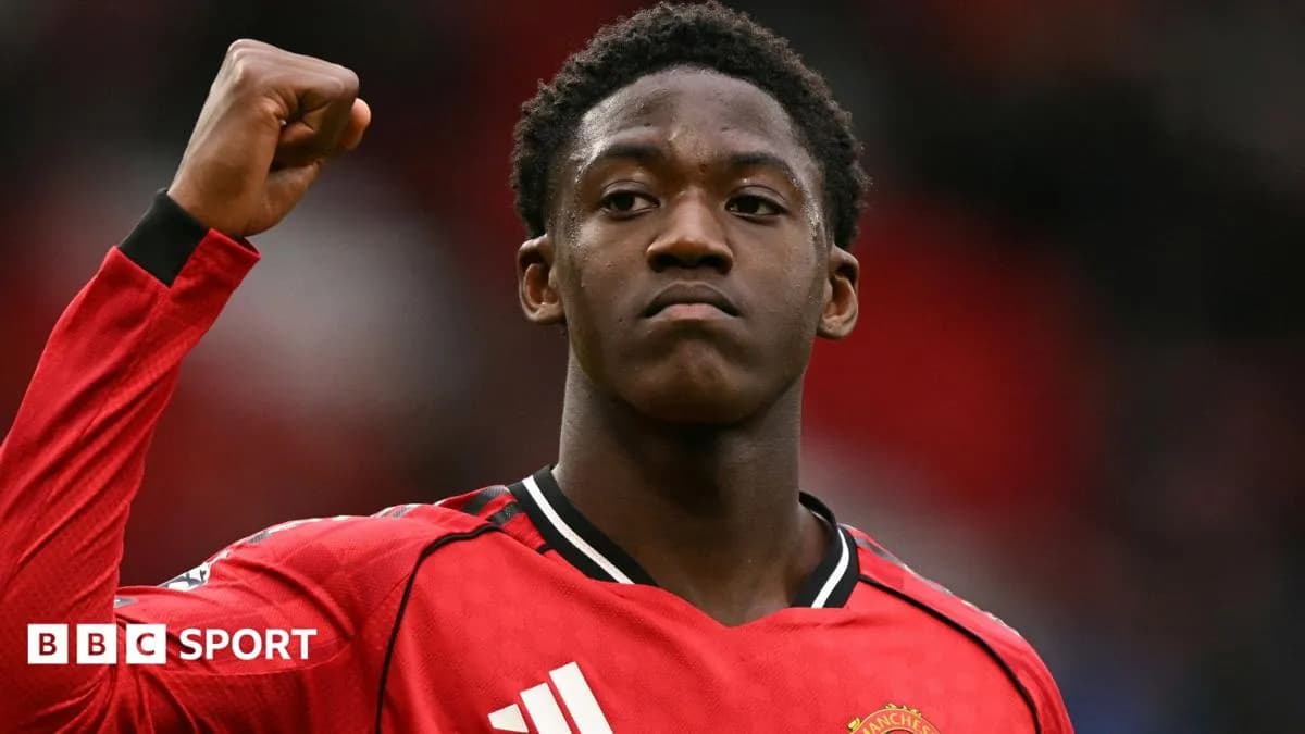 Kobbie Mainoo prolonge à Manchester United jusqu'en 2031 : quel impact pour le club en Premier League ?