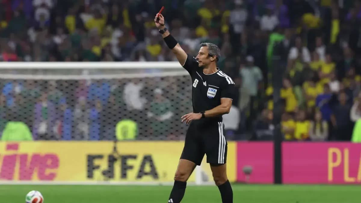 Equipe arbitrale de la finale Espagne-Argentine
